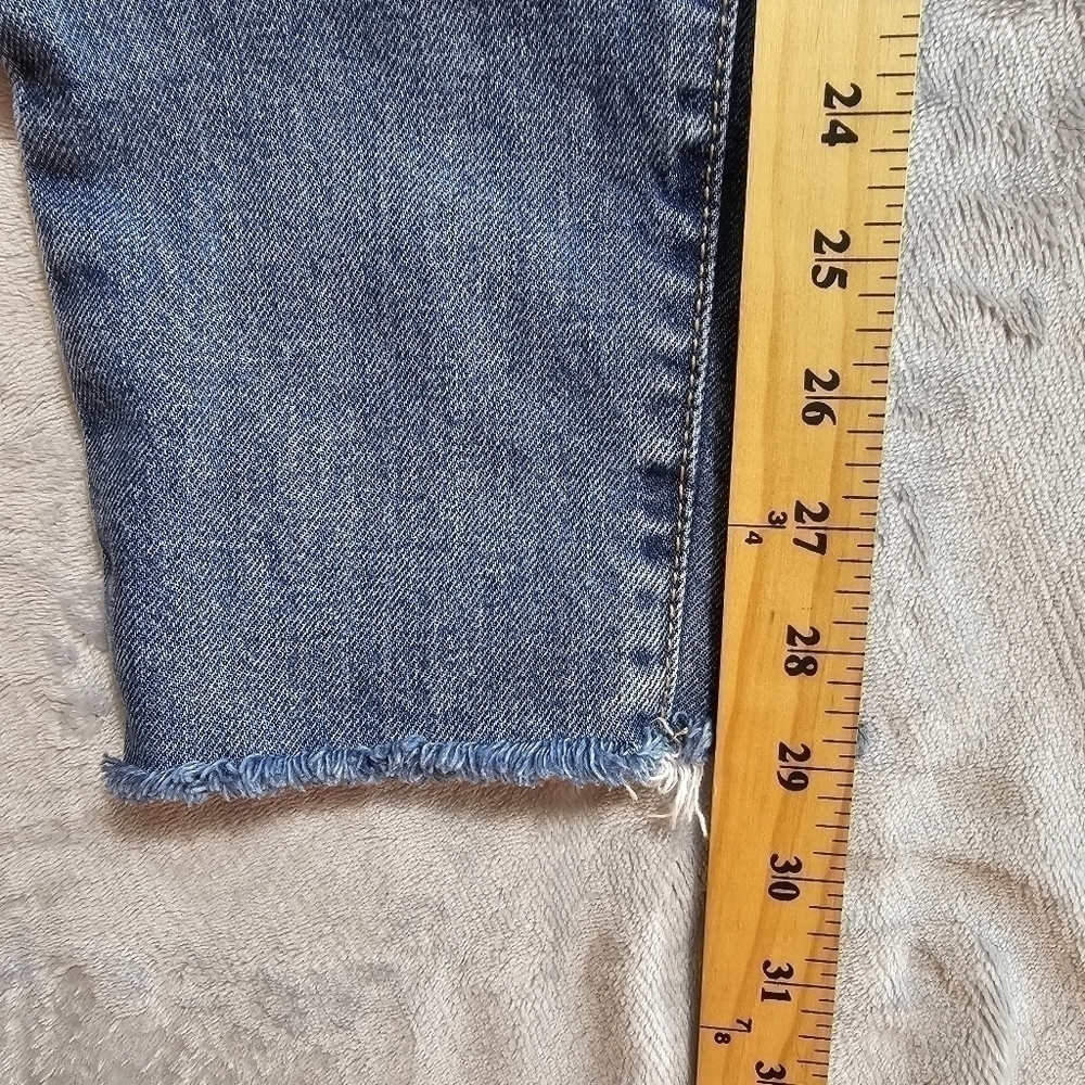 Universal Thread Boyfriend Patch Raw Hem Jeans size 2/26R - Picture 5 of 9